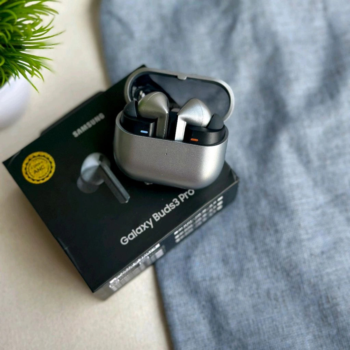 TWS True Wireless Stereo Headset With Anc Working , Ear Buds For IPhone/Android/iOS,